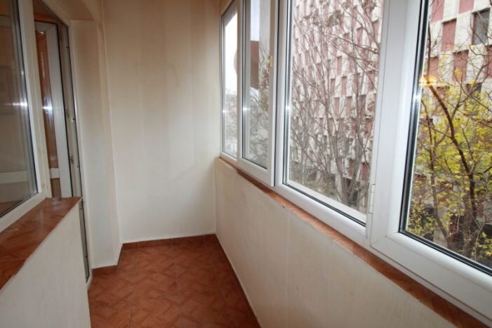 Universitate Inchiriere apartament 3 camere Semimobilat bloc 1980